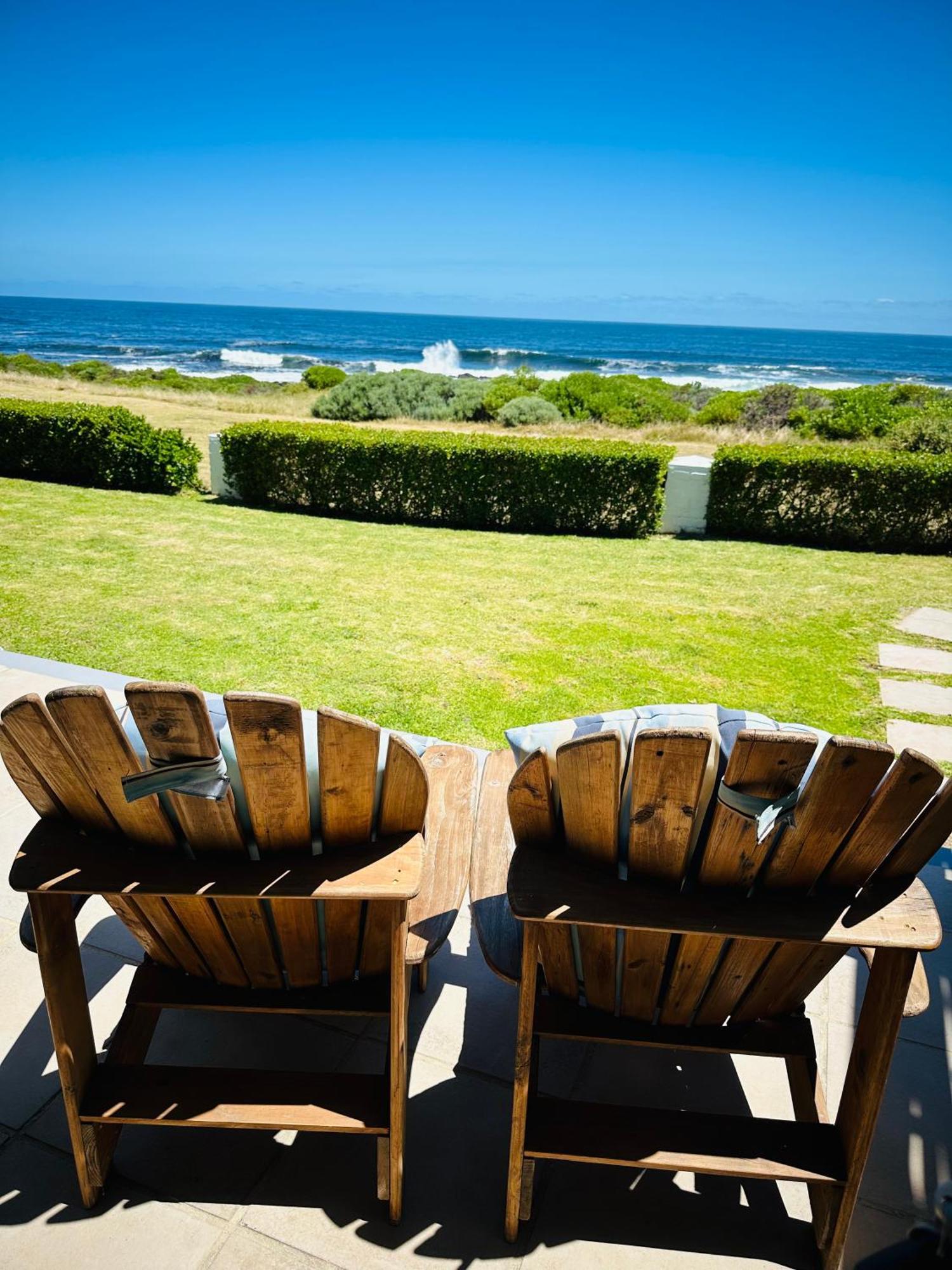 Seapearl Oceanfront Villa And Cottage 赫曼努斯 外观 照片