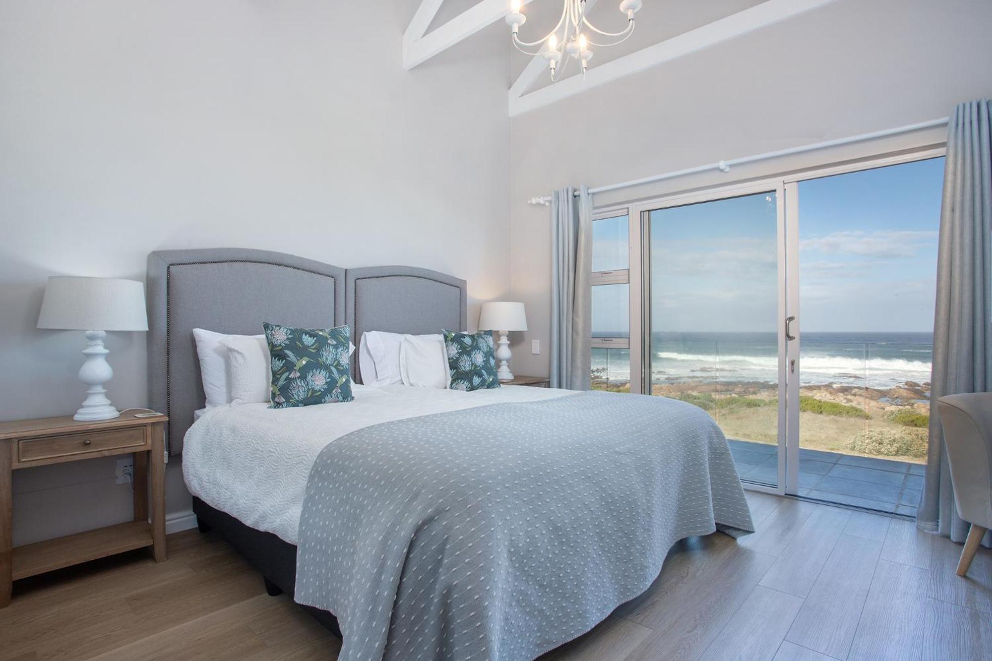 Seapearl Oceanfront Villa And Cottage 赫曼努斯 外观 照片